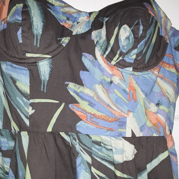 Lauren Conrad Dress - Picture 3 of 4